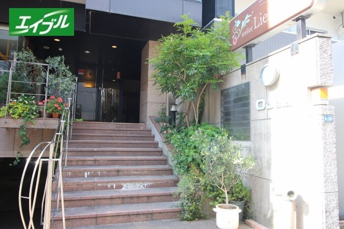 ＯＪビルの物件外観写真