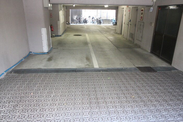 ＯＪビルの物件外観写真