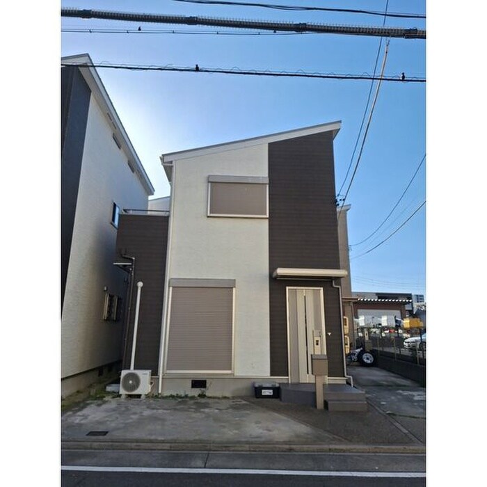 ソレア　B棟の物件外観写真