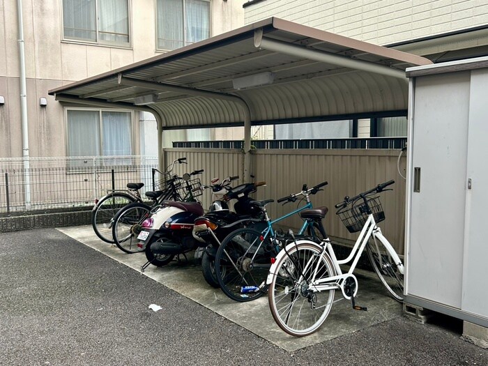 パレスルージュの物件外観写真