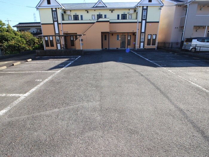 サンシャインヒルズの物件外観写真