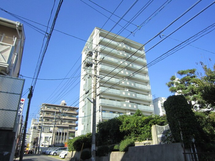 パラシオン西新の物件外観写真