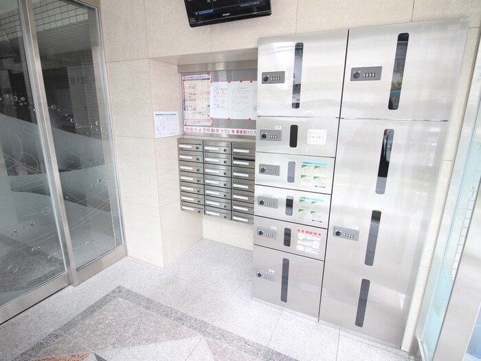 パラシオン西新の物件外観写真