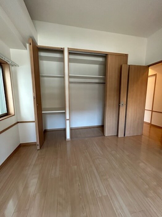 パラシオン西新の物件内観写真