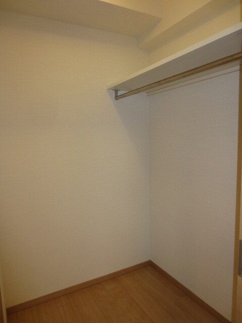 パラシオン西新の物件内観写真