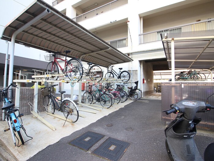 共栄ビルの物件外観写真