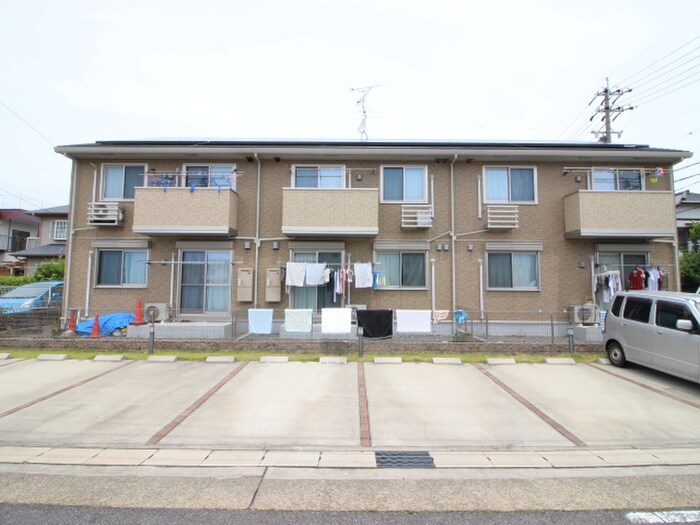 パストラル楠の物件外観写真