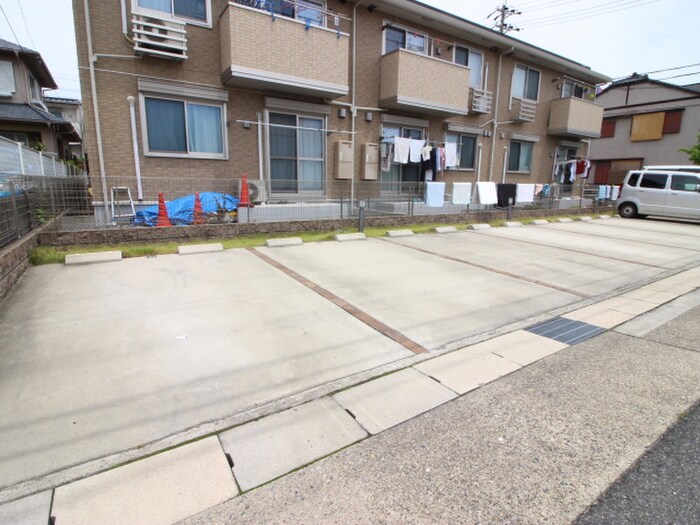 パストラル楠の物件外観写真