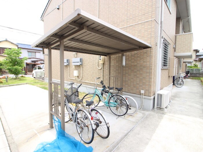 パストラル楠の物件外観写真