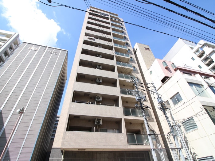 Gramercy Shirakawa Koenの物件外観写真