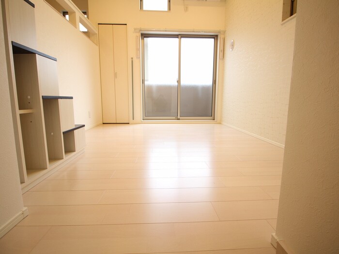 ロイヤルクレスト天塚町の物件内観写真