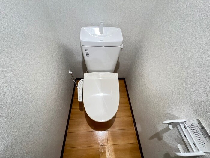 セレスティアル大曽根の物件内観写真