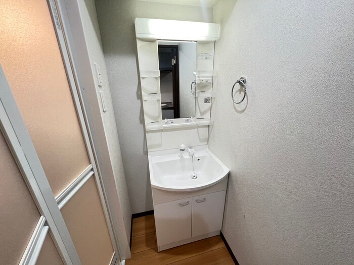 セレスティアル大曽根の物件内観写真