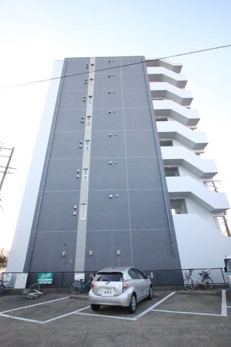 イースクエア並木の物件外観写真