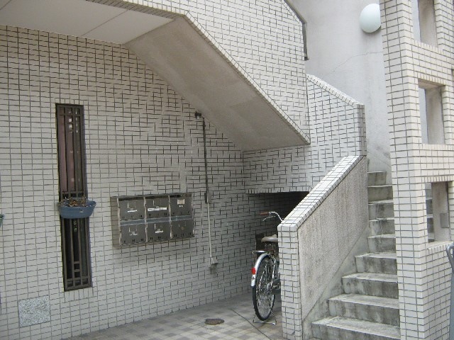 アートビルの物件外観写真