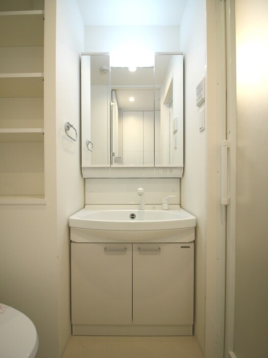 Ｃｏｍｆｏｒｔささしまライブの物件内観写真