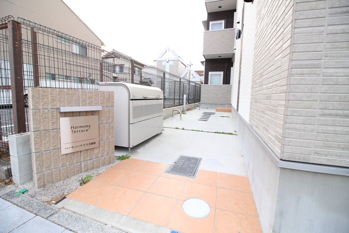 ﾊｰﾓﾆｰﾃﾗｽ寺崎町の物件外観写真