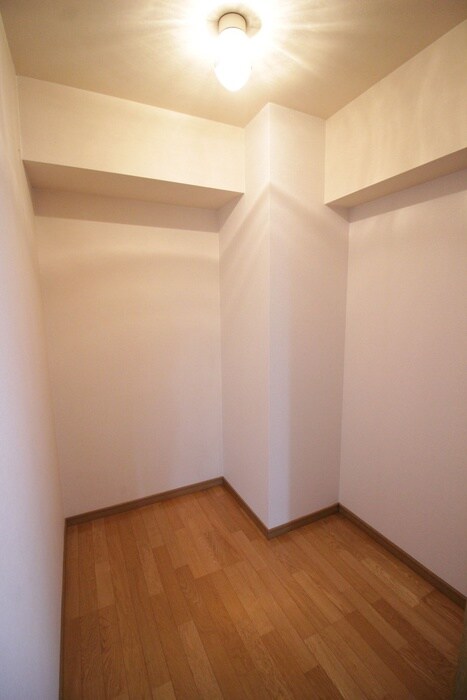 ガウディオグリの物件内観写真