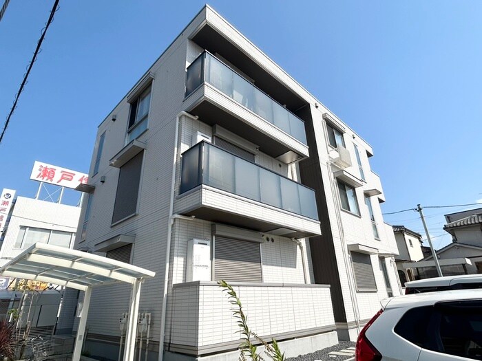 ルミナーレ山の手の物件外観写真