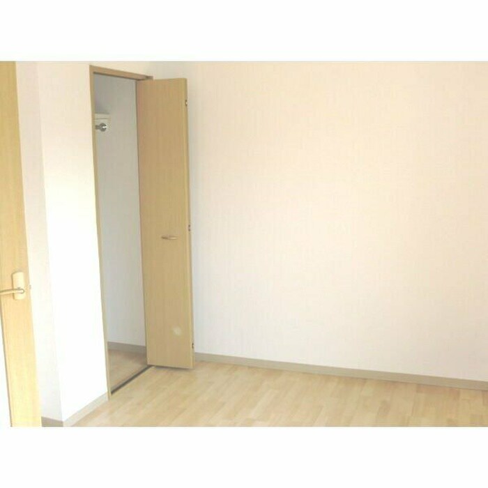 エクスランス月見坂の物件内観写真