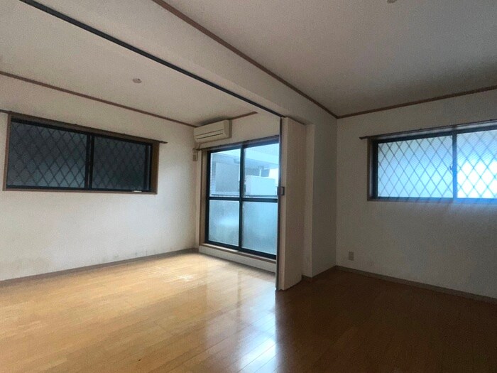 エクスランス月見坂の物件内観写真