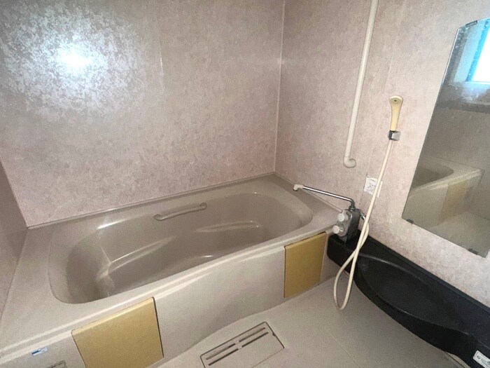 エクスランス月見坂の物件内観写真