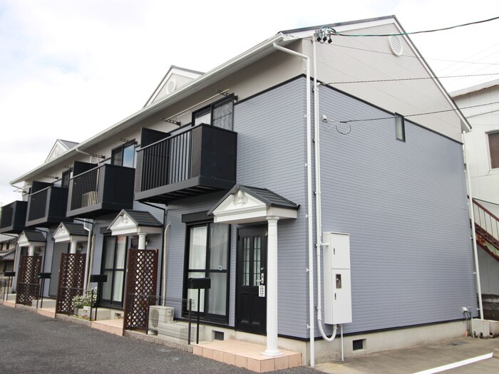 ａｍｏｒｅ富塚の物件外観写真