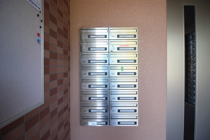 グッドウイングの物件外観写真