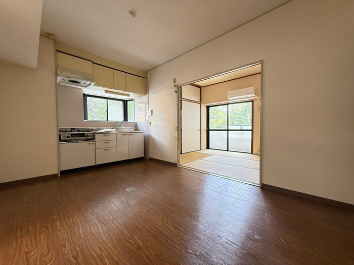 千種エスティビルの物件内観写真