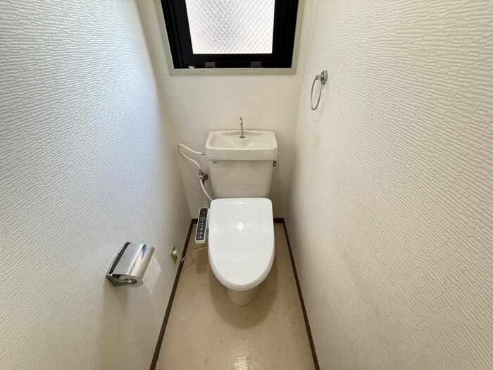 千種エスティビルの物件内観写真