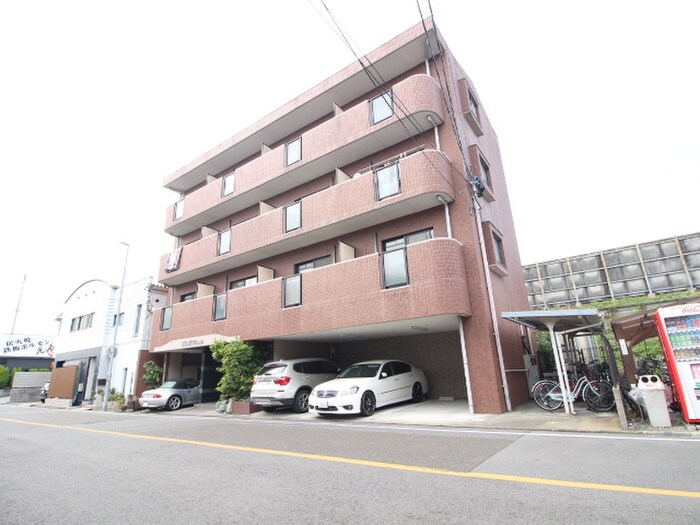 Ｍ３ＥＬＭｕｎｄｏ　の物件外観写真