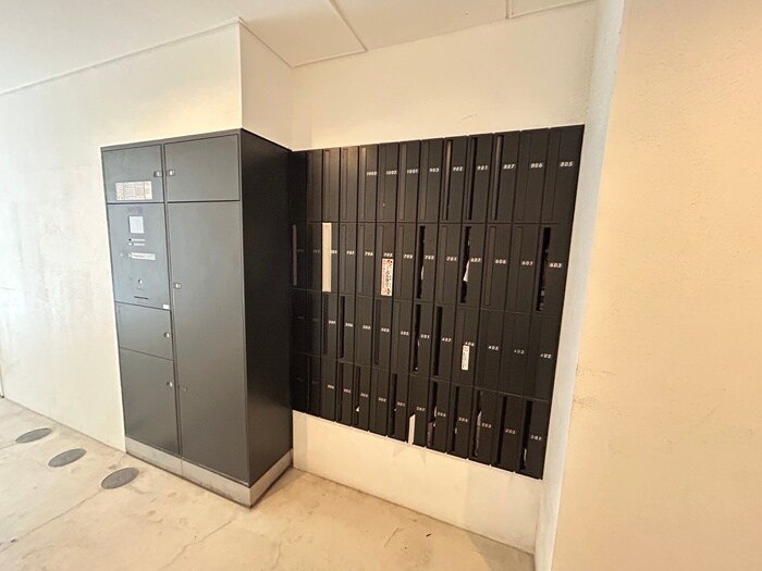 コンフォート新栄の物件外観写真