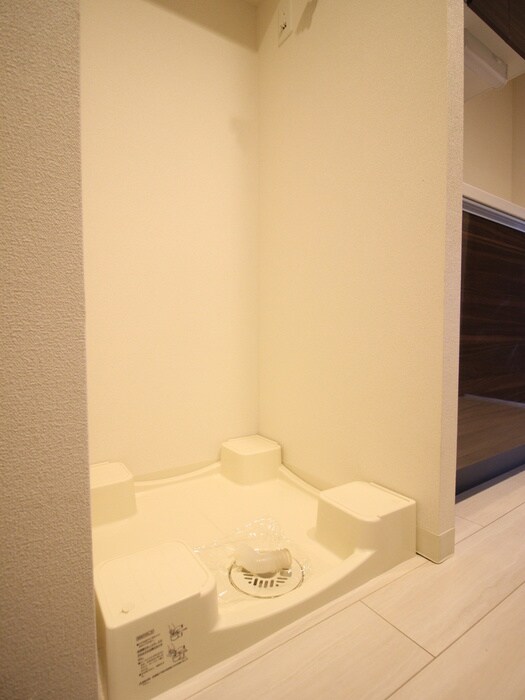 ﾌﾟﾚｻﾝｽNAGOYAﾌｧｽﾄ（206）の物件内観写真