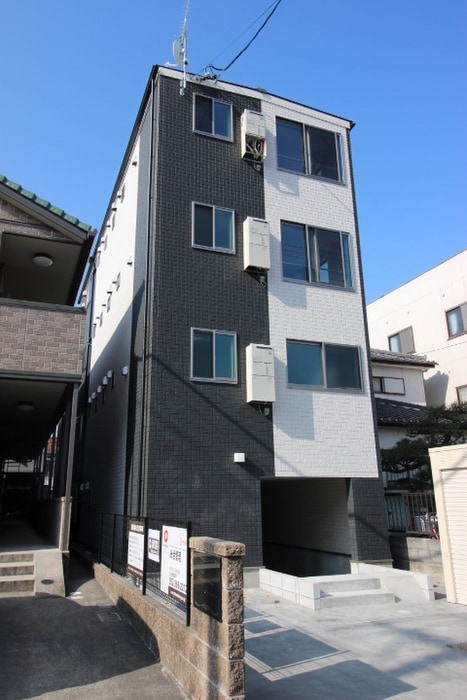 Avance豊国の物件外観写真