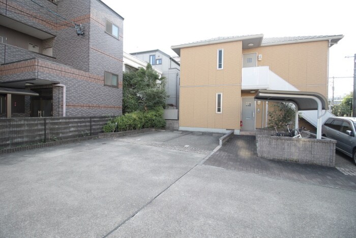 メゾン下方の物件外観写真