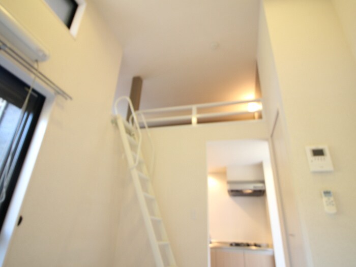 Haus Ruhe高畑の物件内観写真