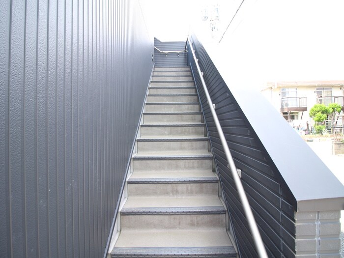 Altair高畑の物件外観写真