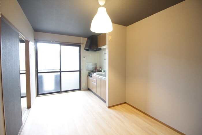 IGE江南 Ｂ棟の物件内観写真