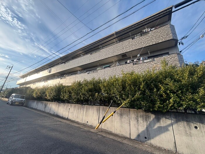 グランドヒルズ神ﾉ倉の物件外観写真