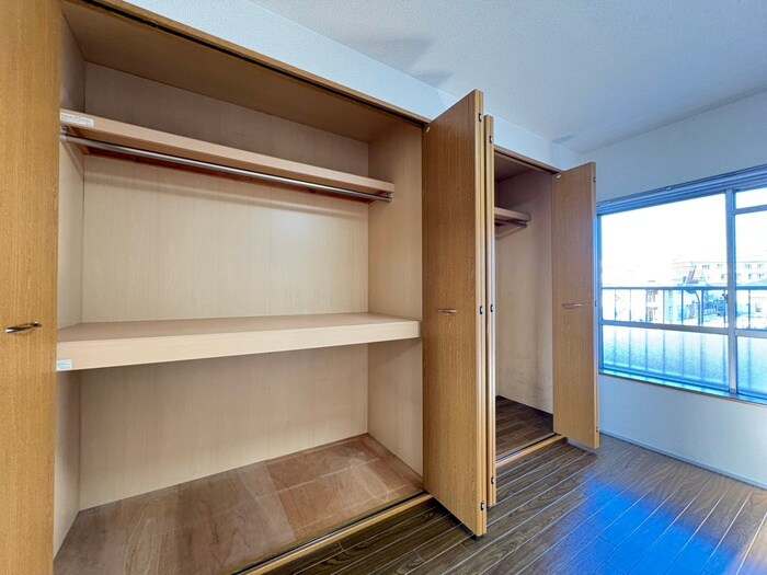 柏原農住団地Ｔ棟の物件内観写真