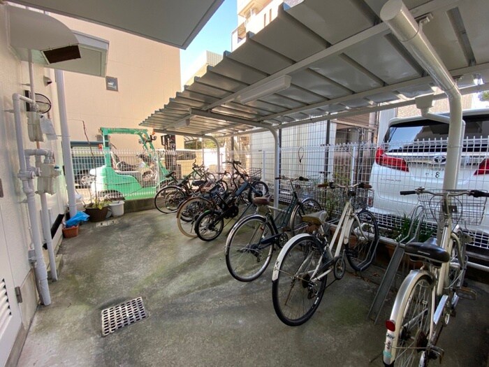 WAZO泉の物件外観写真