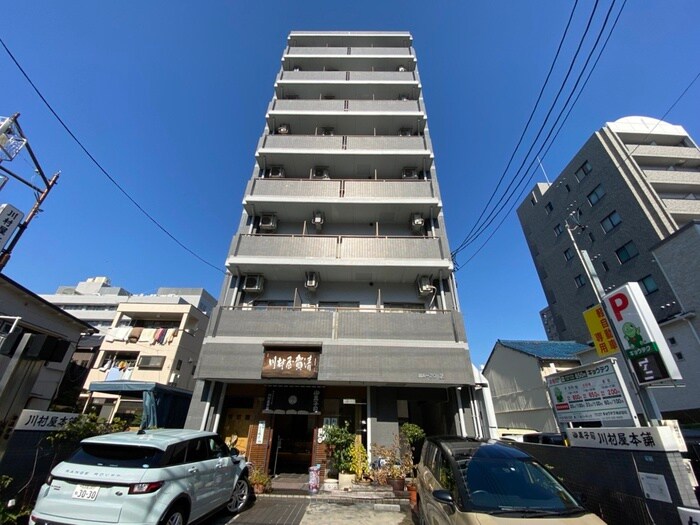 WAZO泉の物件外観写真