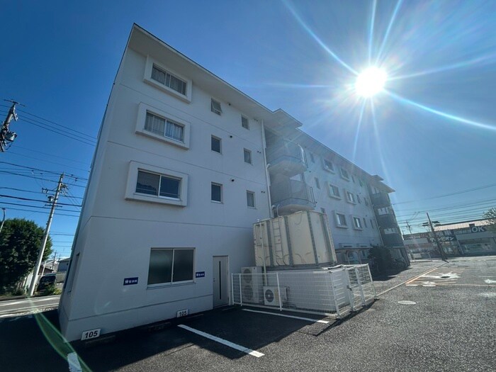 サンパーク柏原の物件外観写真