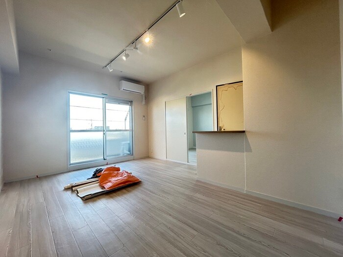 サンパーク柏原の物件内観写真