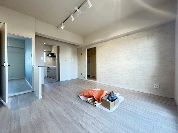 サンパーク柏原の物件内観写真