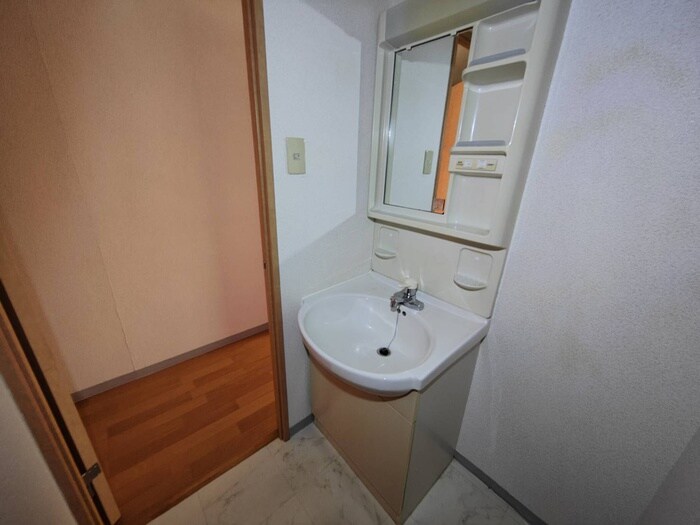 ネオ青山の物件内観写真