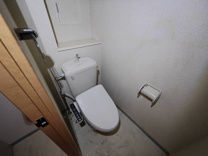 ネオ青山の物件内観写真