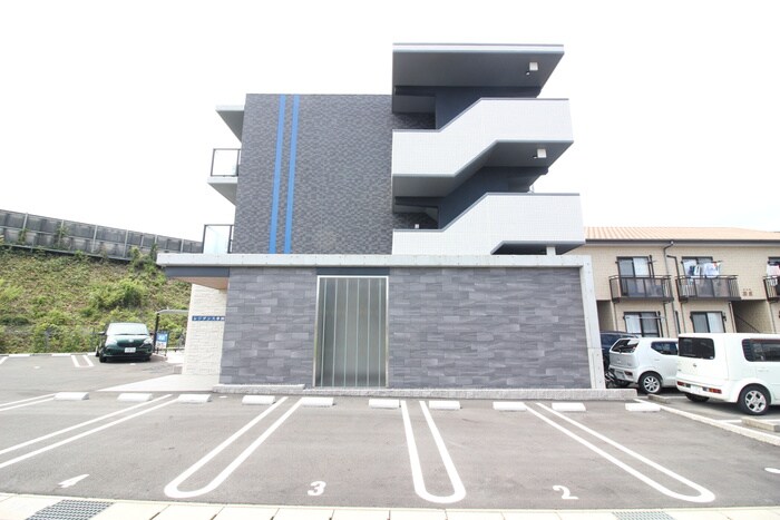 レジデンス幸田駅前の物件外観写真