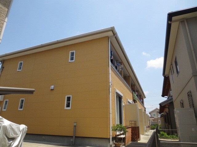 スマイルＭ＆Ｅ東館の物件外観写真