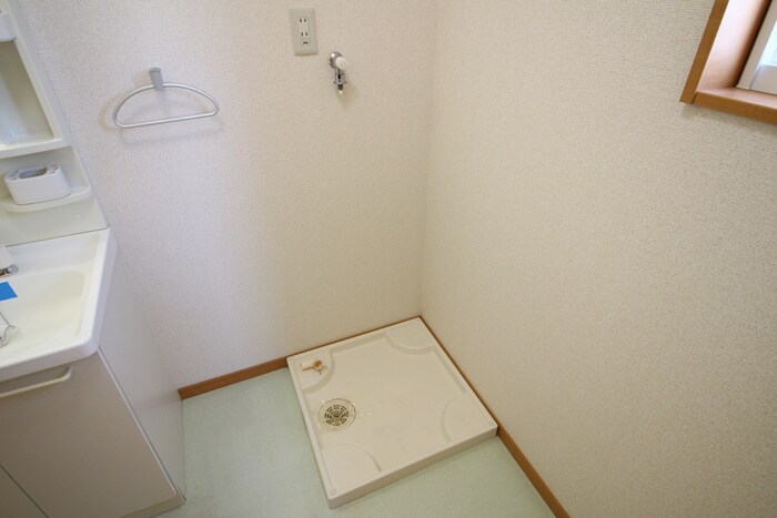 スマイルＭ＆Ｅ東館の物件内観写真